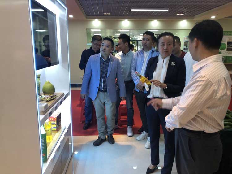 Yantian Counterpart to Help Dongyuan Poverty Relief Products Exhibition Center Unveiling Ceremony 5ddb5015c4d47.jpg